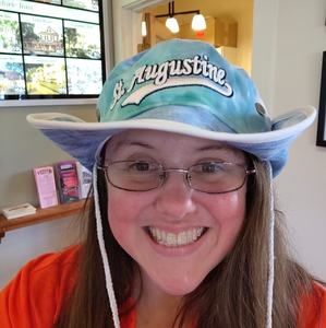 Meet your Posher, Catherine